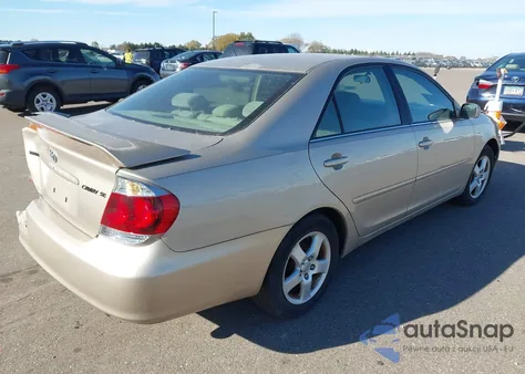 2005 Toyota Camry Se z USA, uszkodzony, nr VIN 4T1BE32K45U993640